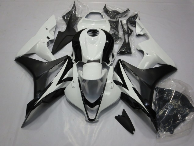 Clean Black and White 2007-2008 CBR600RR Fairings