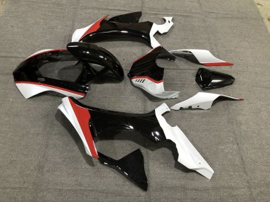 Gloss Red Black and White 2015-2019 R1 Fairings