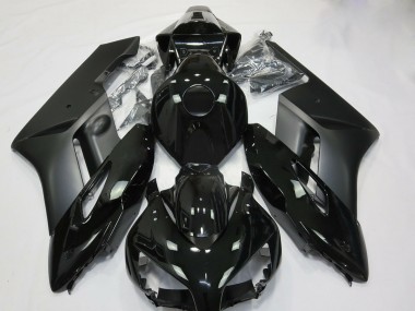 Matte and Gloss Black 2004-2005 CBR1000RR Fairings