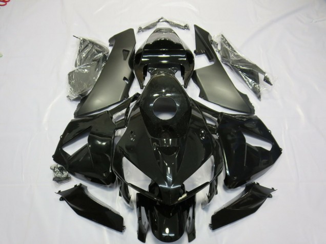 Matte and Gloss Black 2005-2006 CBR600RR Fairings