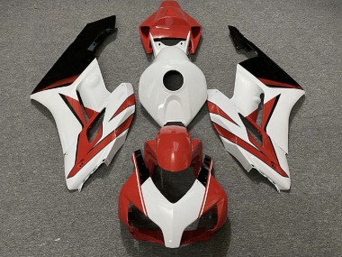 Red White and Gloss Black 2004-2005 CBR1000RR Fairings