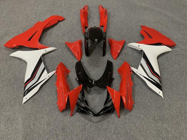 Red and Gloss White Style 2011-2024 GSXR 600-750 Fairings